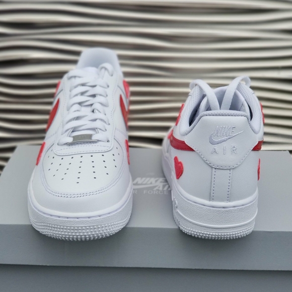 Nike Air Force 1 Custom Hearts - Picture 3 of 7